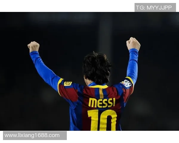 黑色足球巨星璀璨登场 探秘他背后的光辉与荣耀